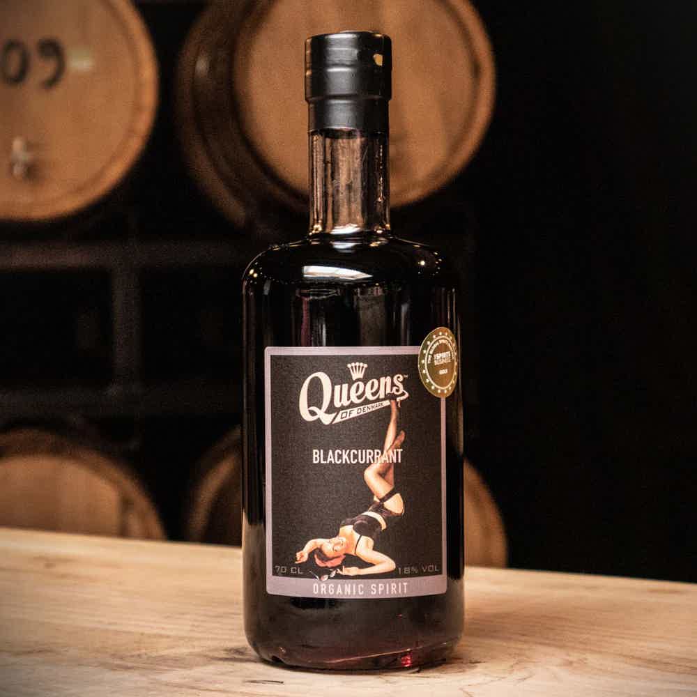 Queen’s Blackcurrant Liqueur 18.0% 0.7L, Spirits
