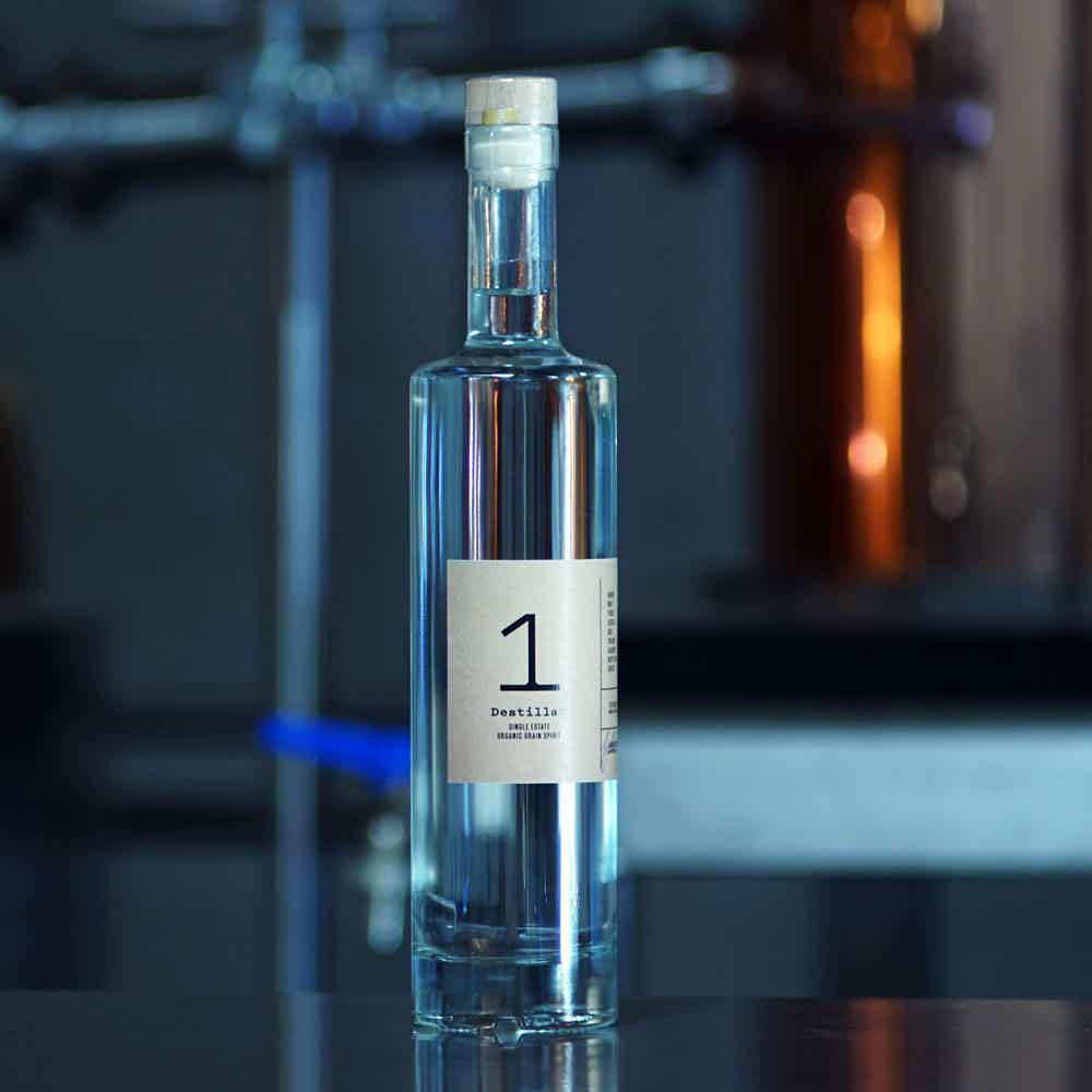 Destillat 1 40.0% 0.5L, Spirits