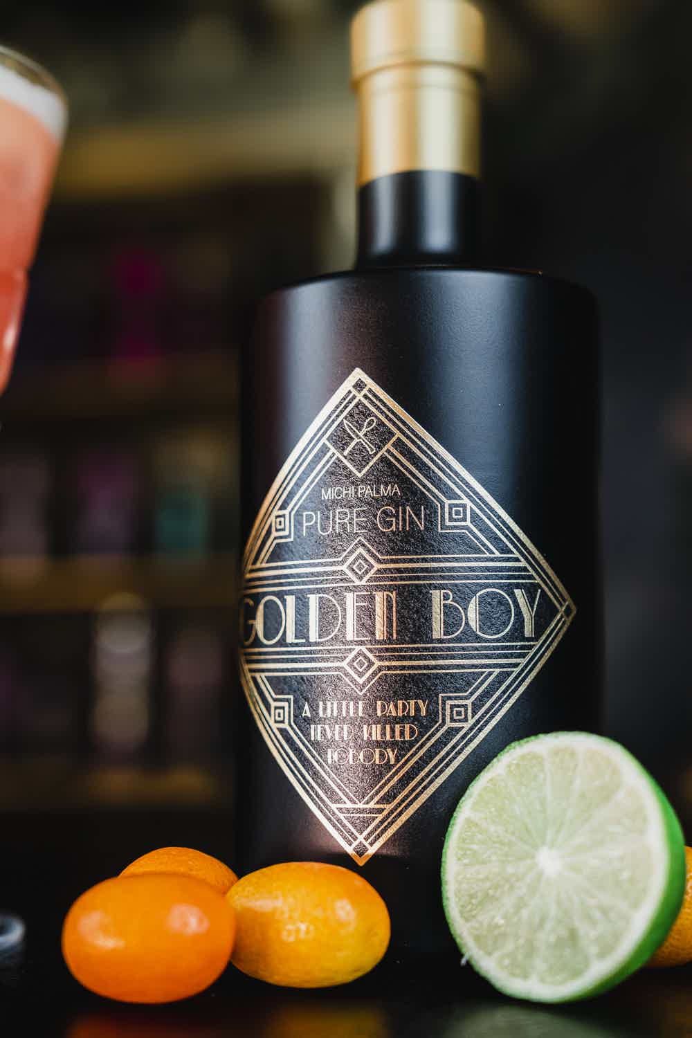 Golden Boy Pure Gin 41.0% 0.5L, Spirits