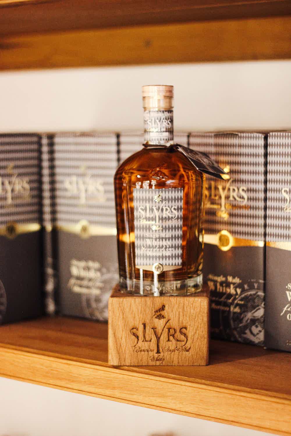 SLYRS Single Malt Whisky Oloroso Cask Finish 46% vol. 46.0% 0.05L, Spirits