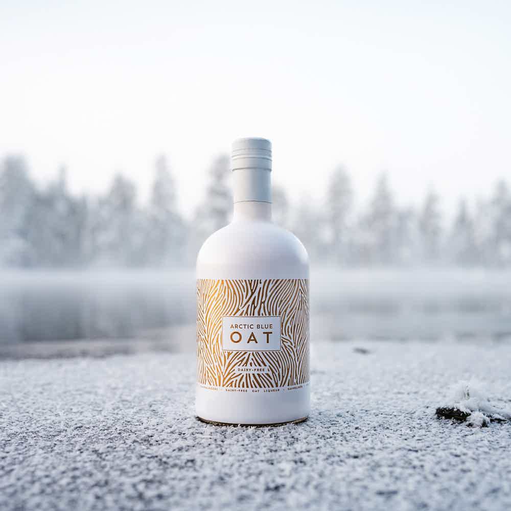 Arctic Blue Oat 17% 500ml (with Giftbox) 17.0% 0.5L, Spirits