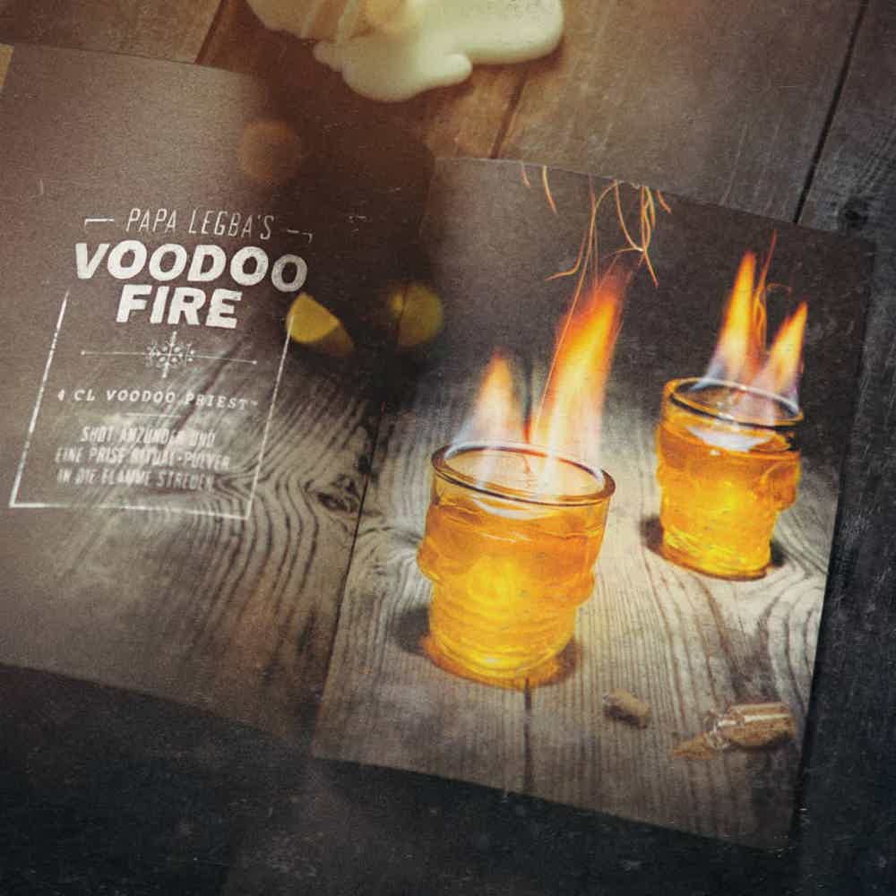 Voodoo Priest Bundle: Voodoo Priest Präsent, Voodoo Priest Talisman Glas