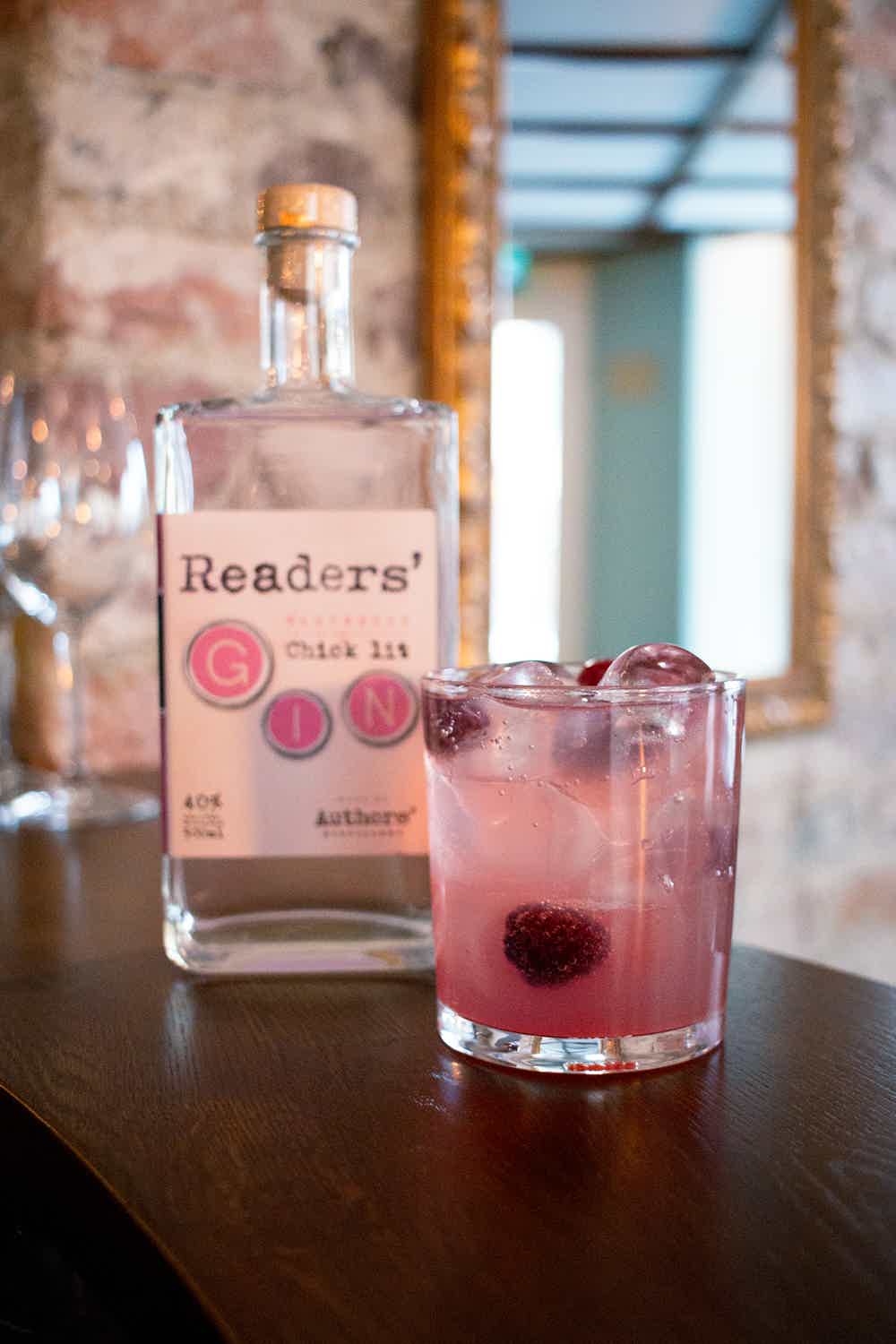 Readers' Raspberry Chick lit 40.0% 0.5L, Spirits