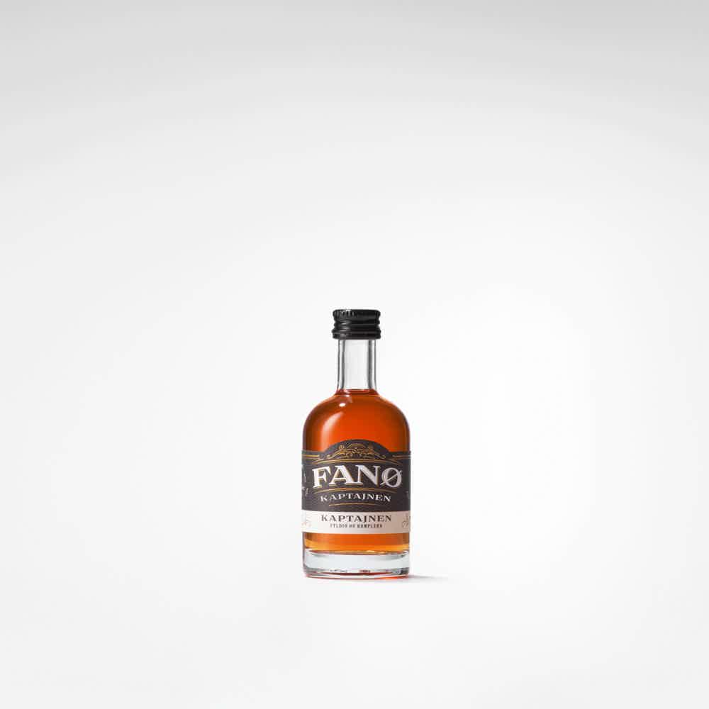 Kaptajnen 5 cl (The Captain 5 cl) 43.0% 0.05L, Spirits