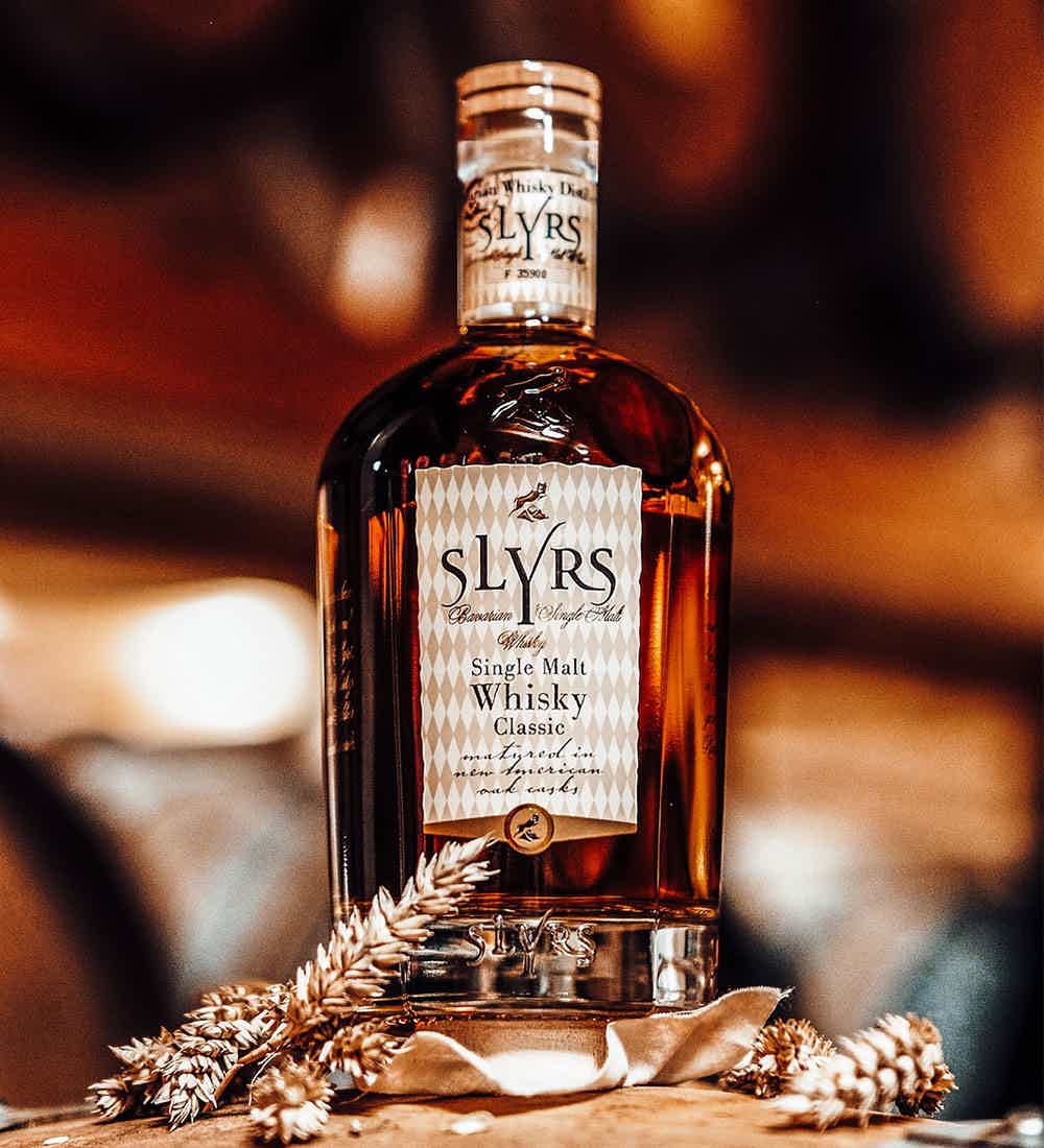 SLYRS Single Malt Whisky Classic 43% vol. 43.0% 0.05L, Spirits