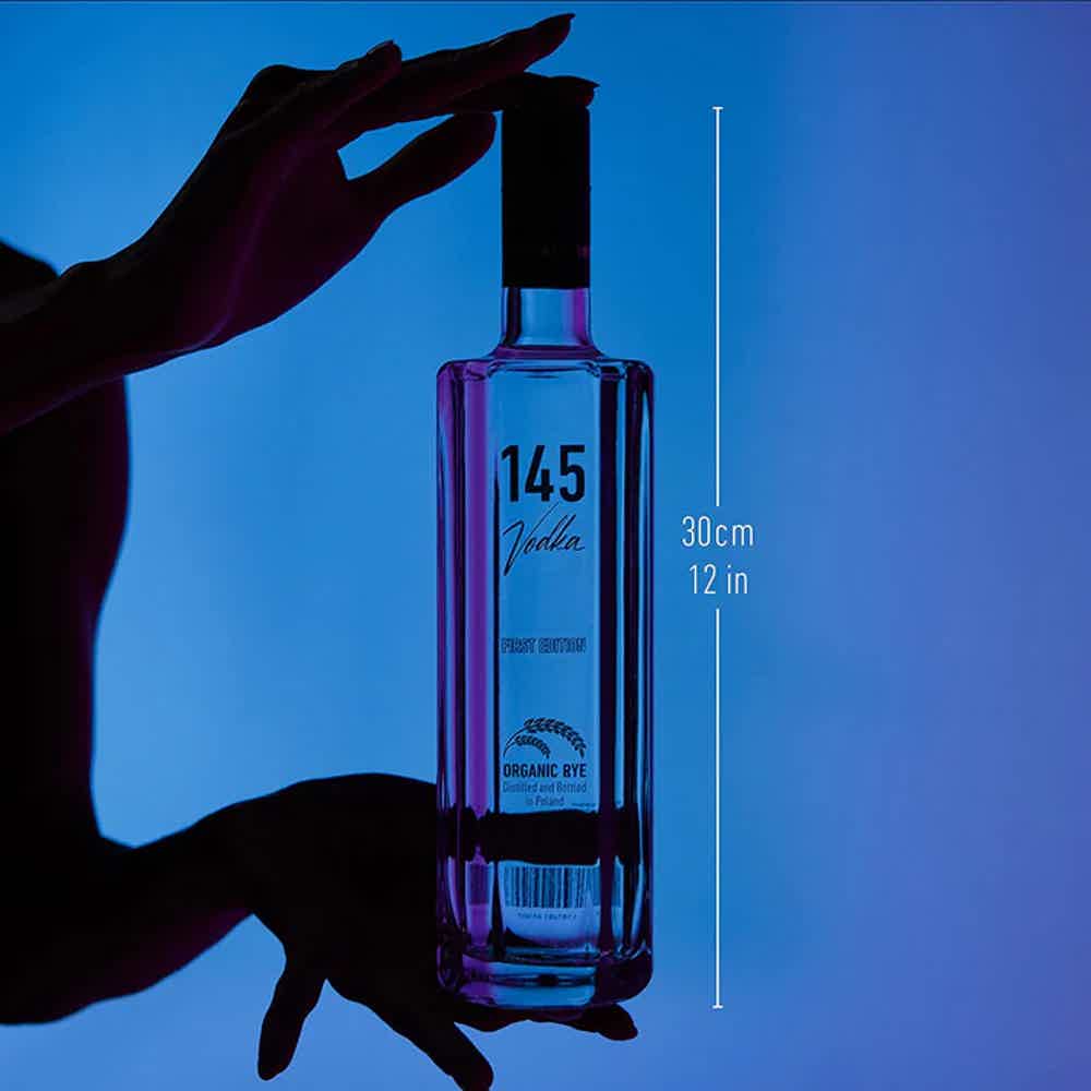 145 Vodka Organic, Party Box, 6 x 700ml: 145 Vodka Organic, Bottle