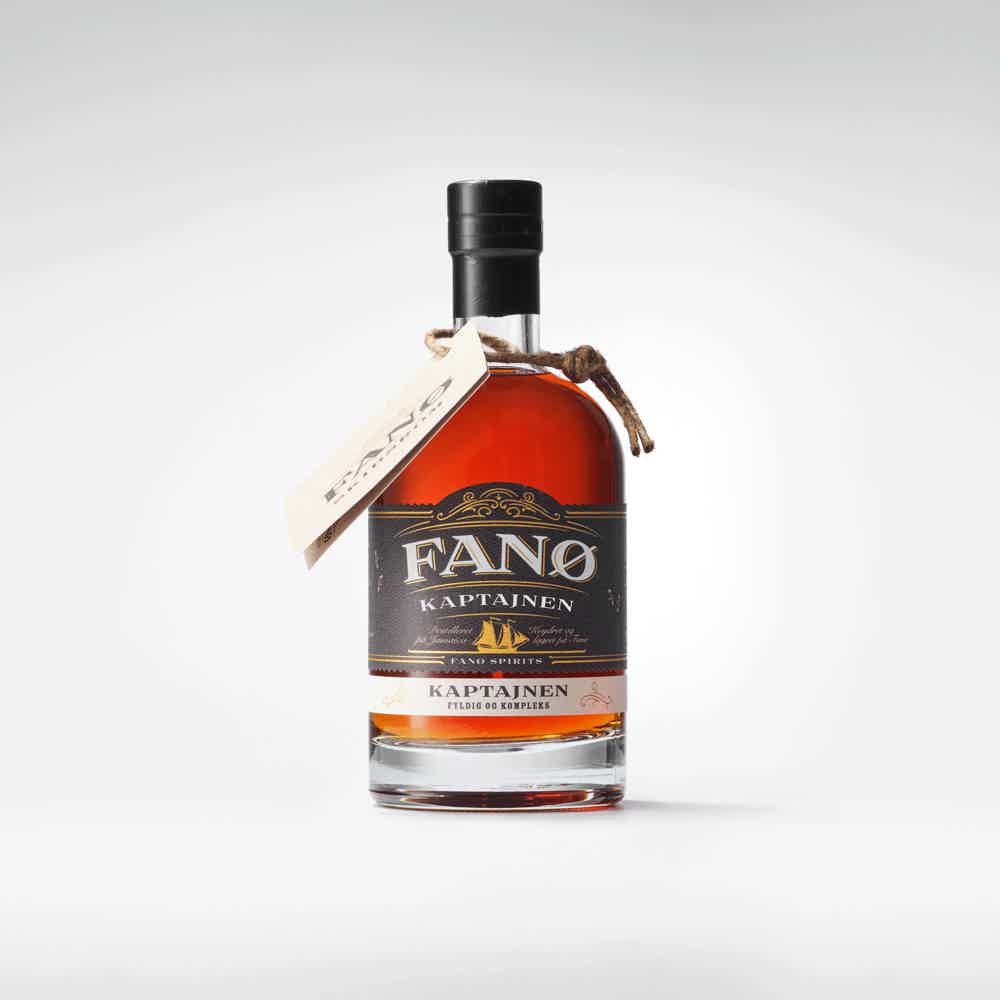 Kaptajnen 70 cl (The Captain 70 cl) 43.0% 0.7L, Spirits