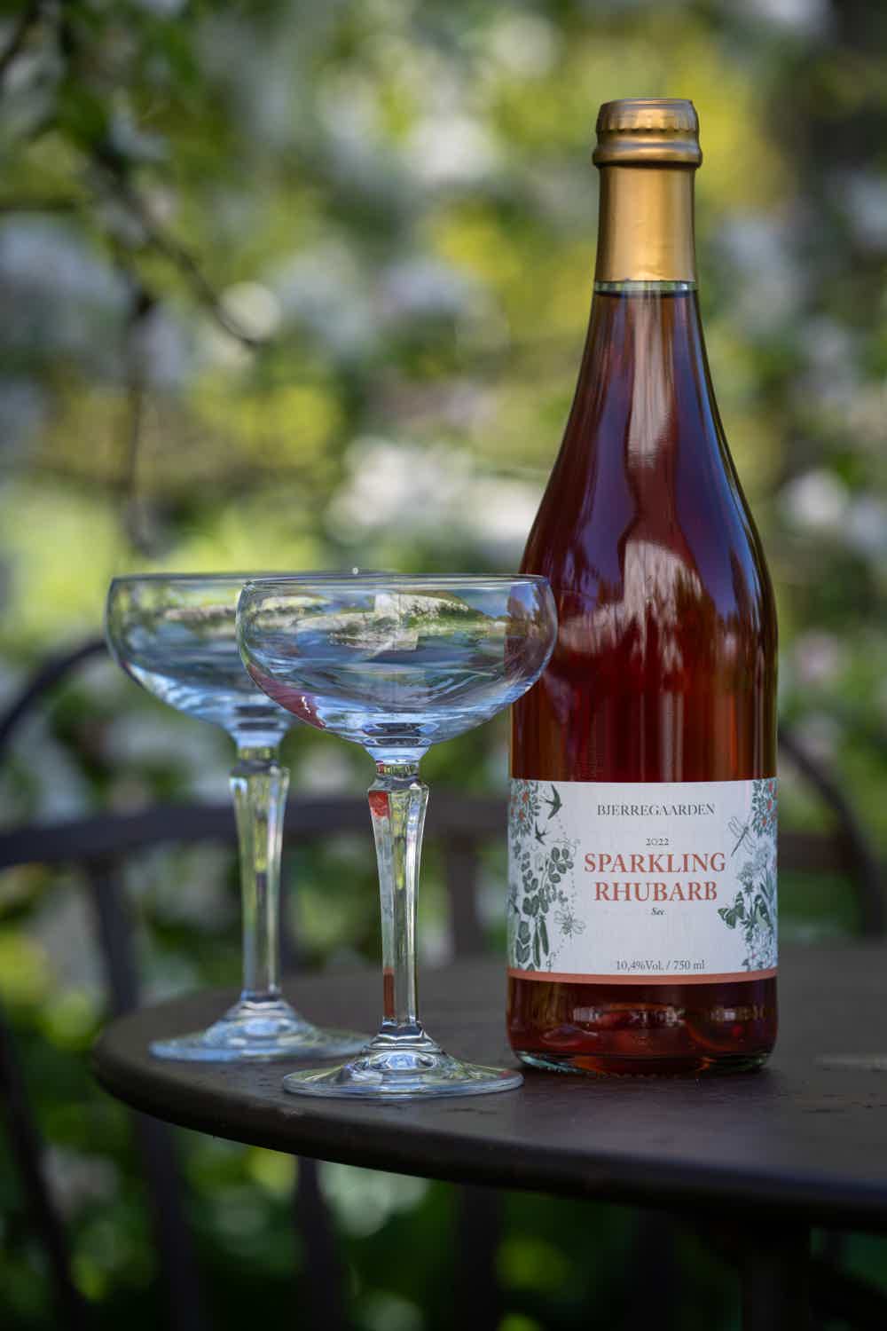 Sparkling Rhubarb 10.4% 0.75L, Sparkling Wine