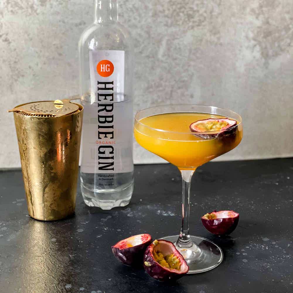 Herbie Organic Gin 37.5% 0.7L, Spirits
