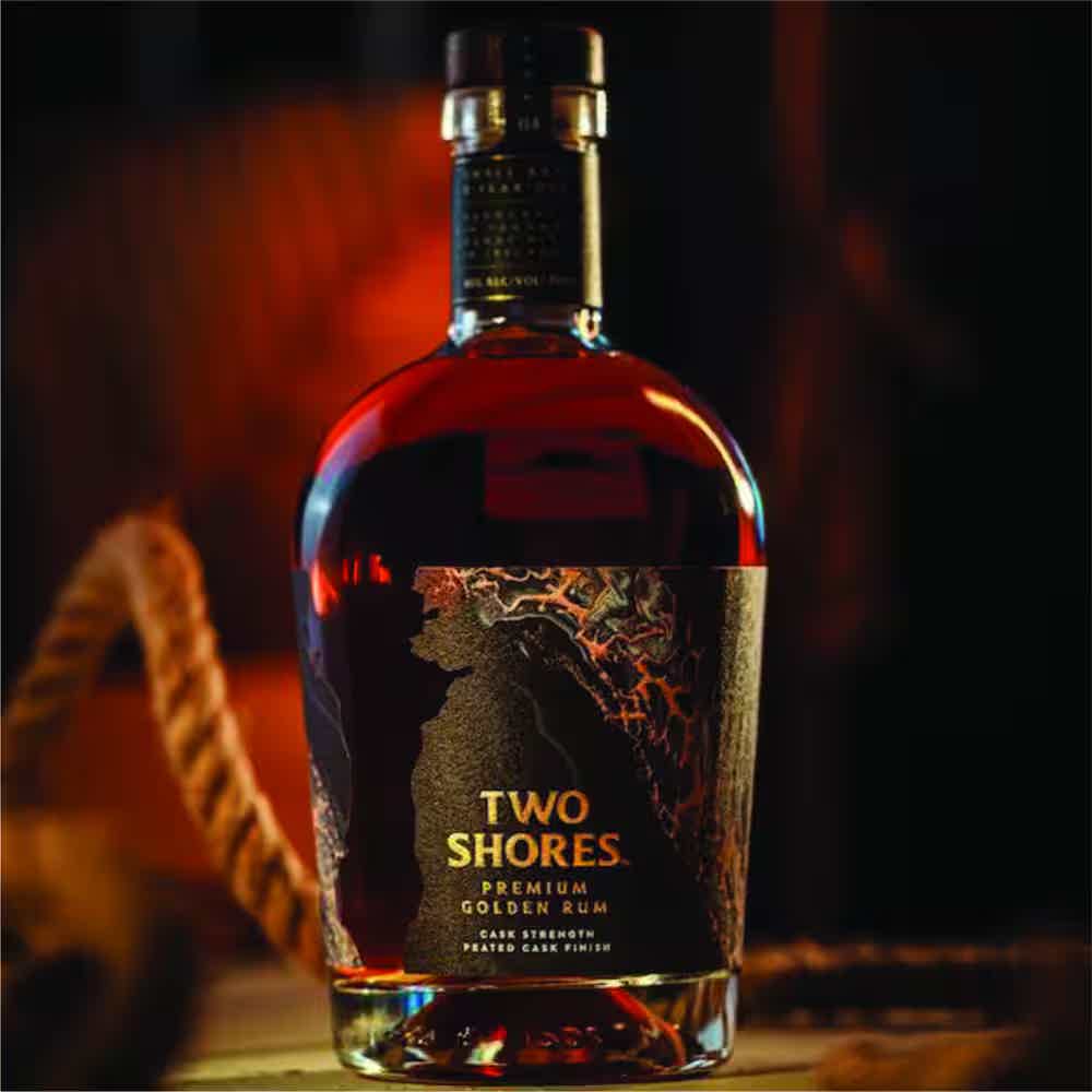 Two Shores Rum Cask Strength Peated Cask Finish 65.0% 0.7L, Spirits