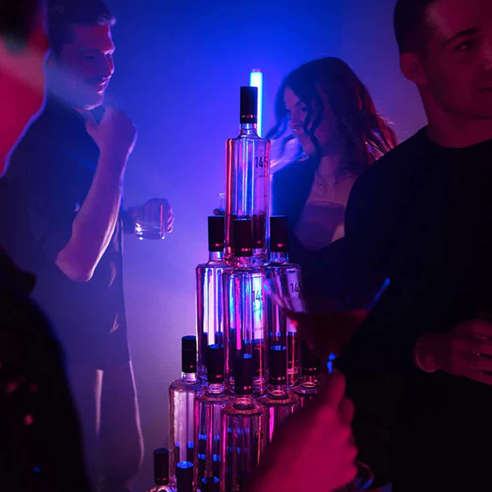 145 Vodka Organic, Party Box, 6 x 700ml: 145 Vodka Organic, Bottle