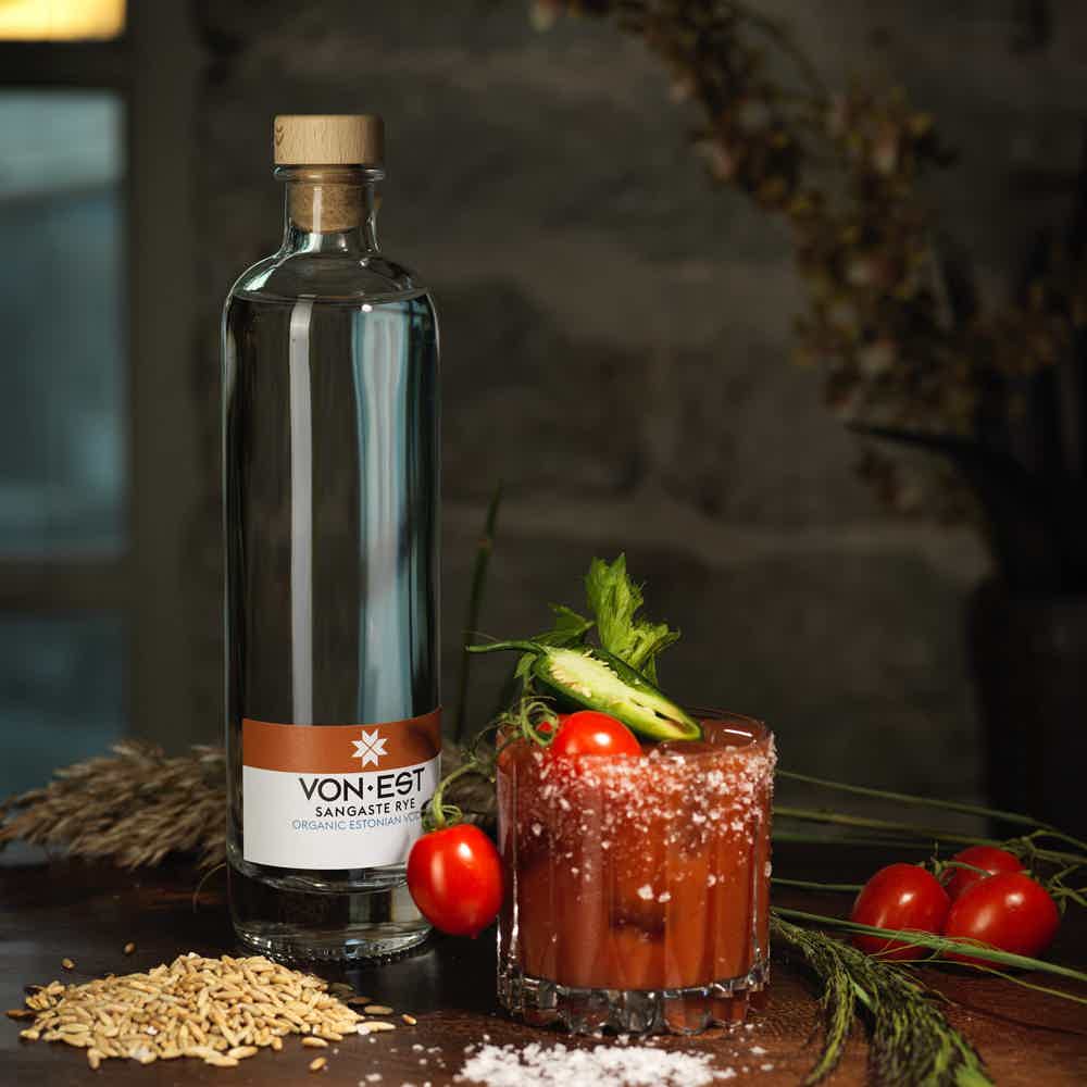 VON EST® Sangaste Rye, Organic Estonian Vodka - 500ml bottle 40.0% 0.5L, Spirits