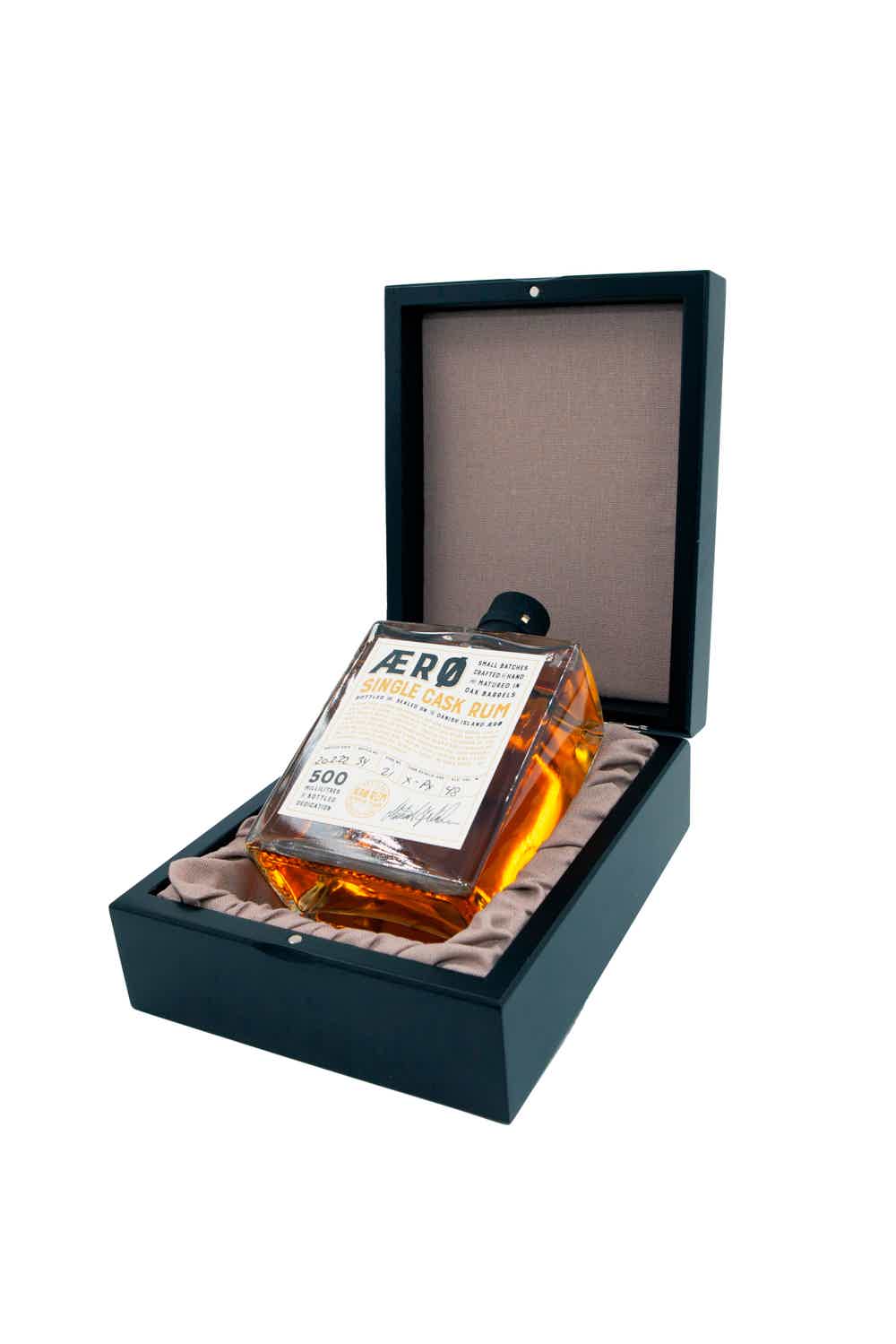 Single Cask Rum (Olorosso) Giftbox: Single Cask Rum - Olorosso, Gaveæske