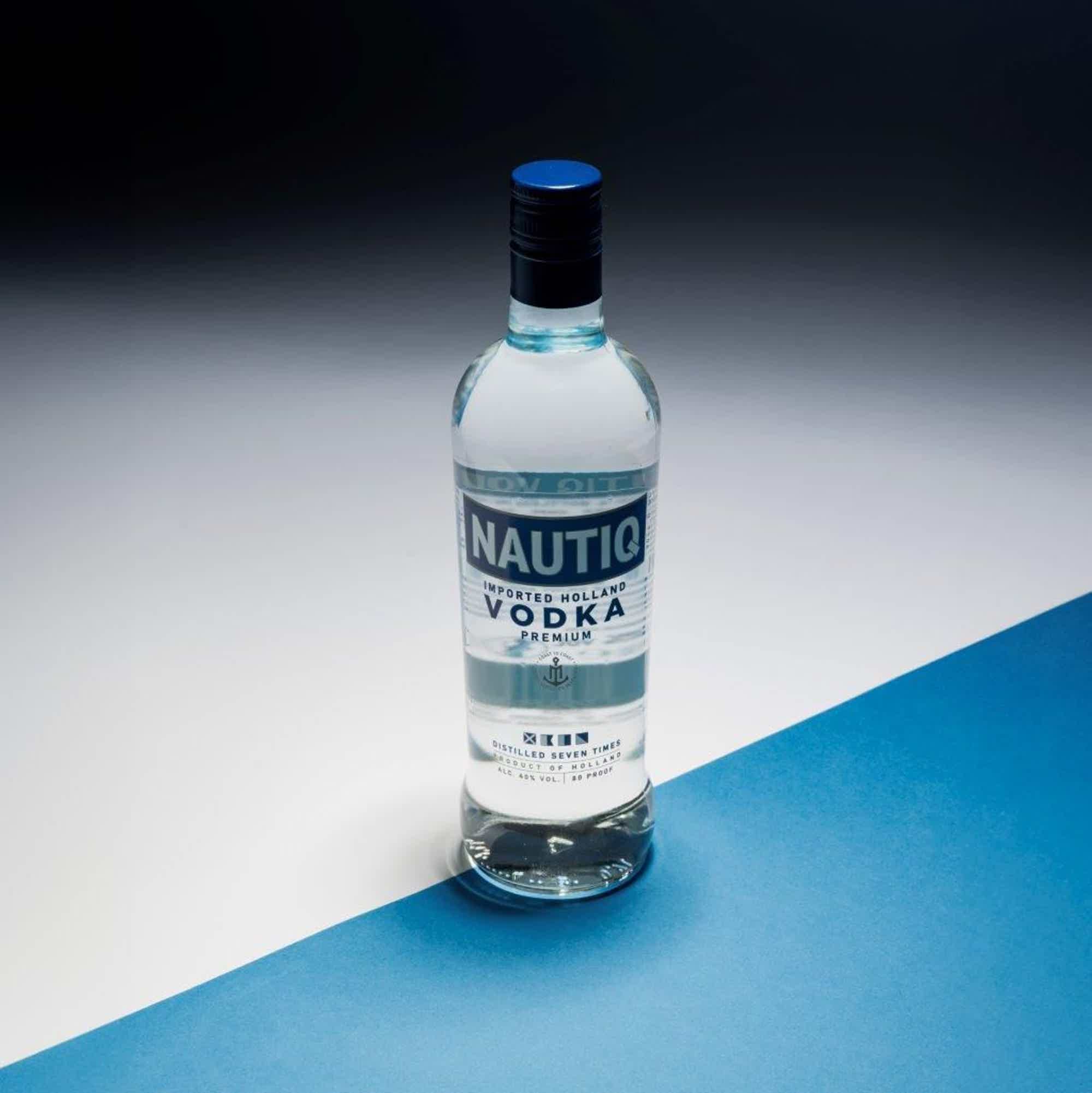 Nautiq Premium Vodka 40.0% 0.7L, Spirits