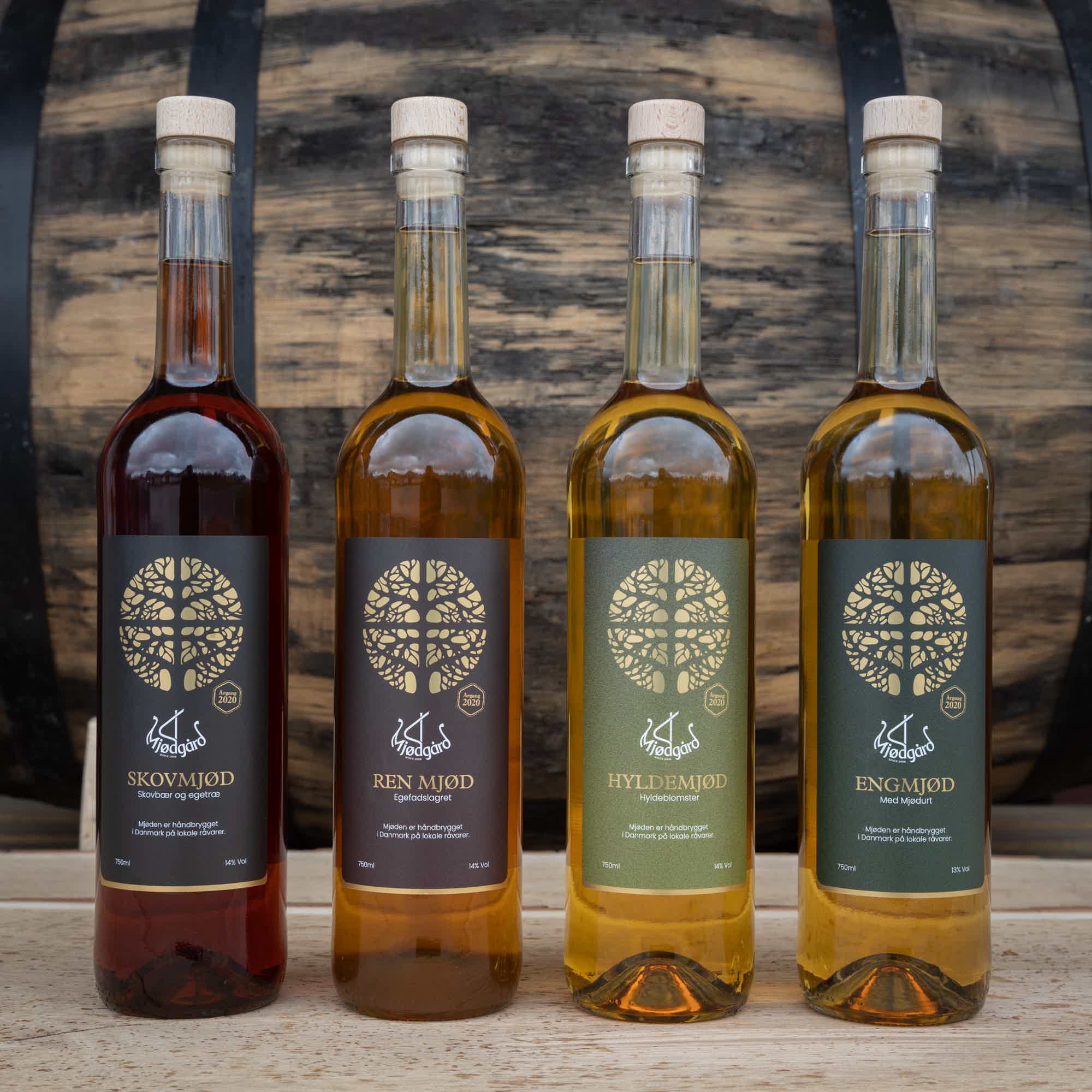 Grundserie 75cl: Skovmjød 75cl, Hyldemjød 75cl, Engmjød 75cl, Ren mjød 75cl