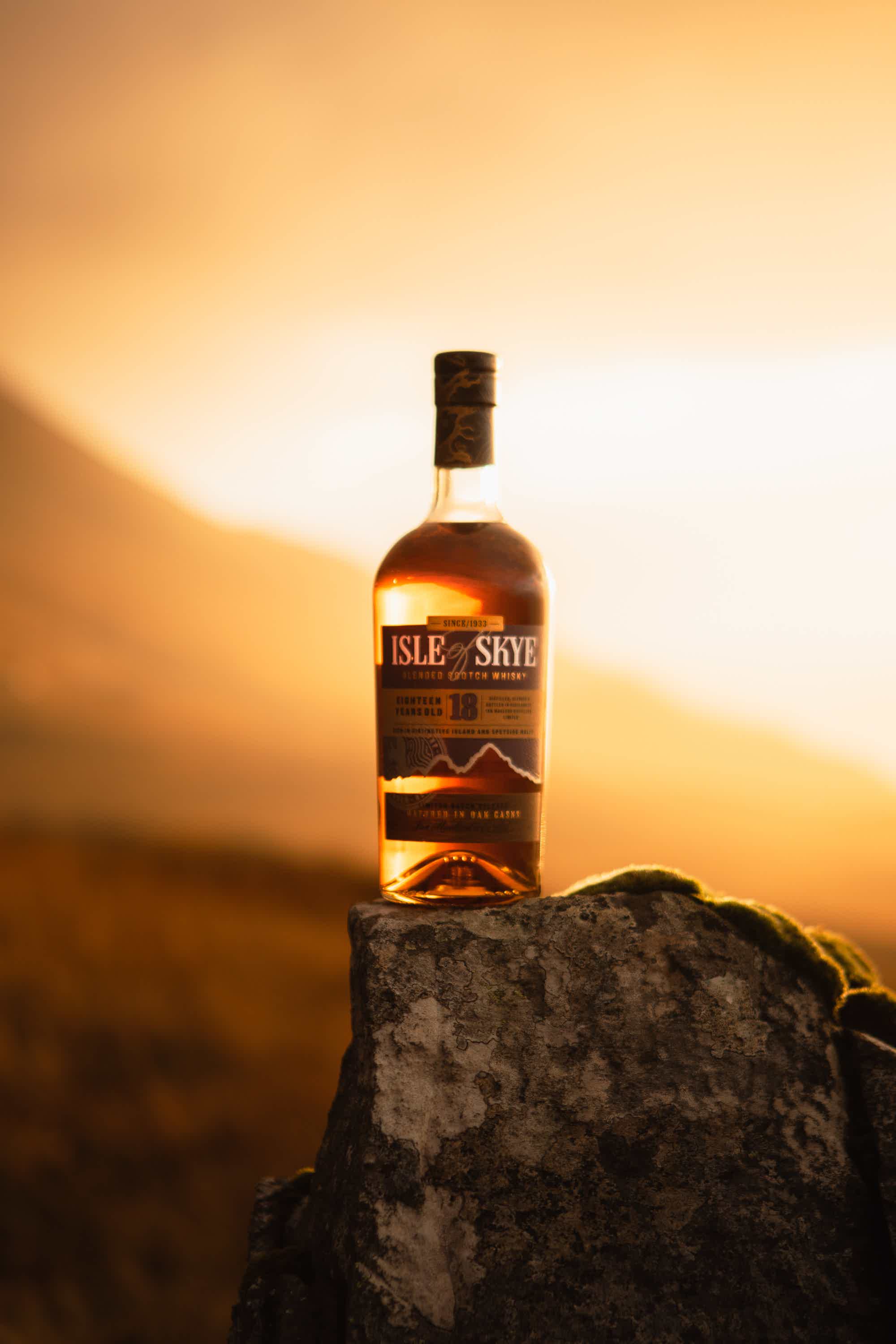 Ian Macleod - Isle of Skye Blended Scotch Whisky 18 years 70cl 40.0% 0.7L, Spirits