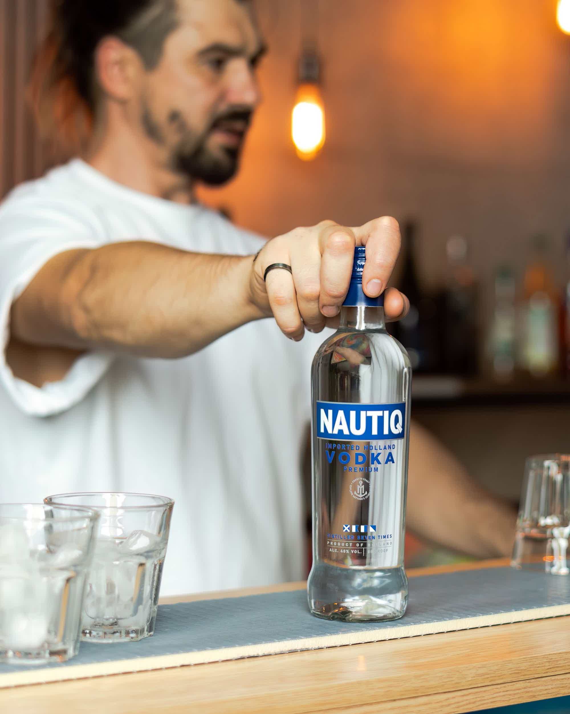 Nautiq Premium Vodka 40.0% 0.7L, Spirits