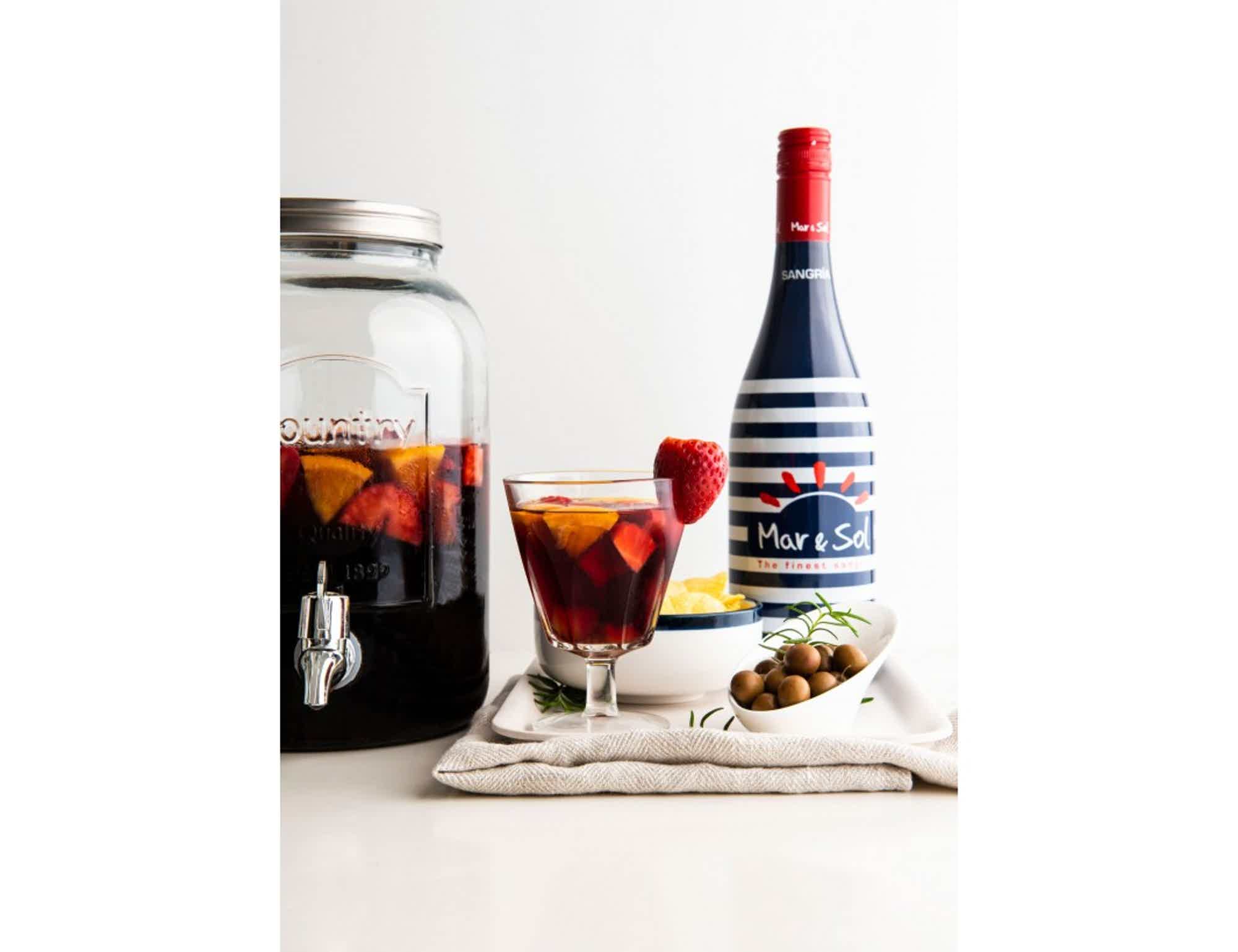 Mar & Sol Sangria Red 9.0% 0.7L, Wine
