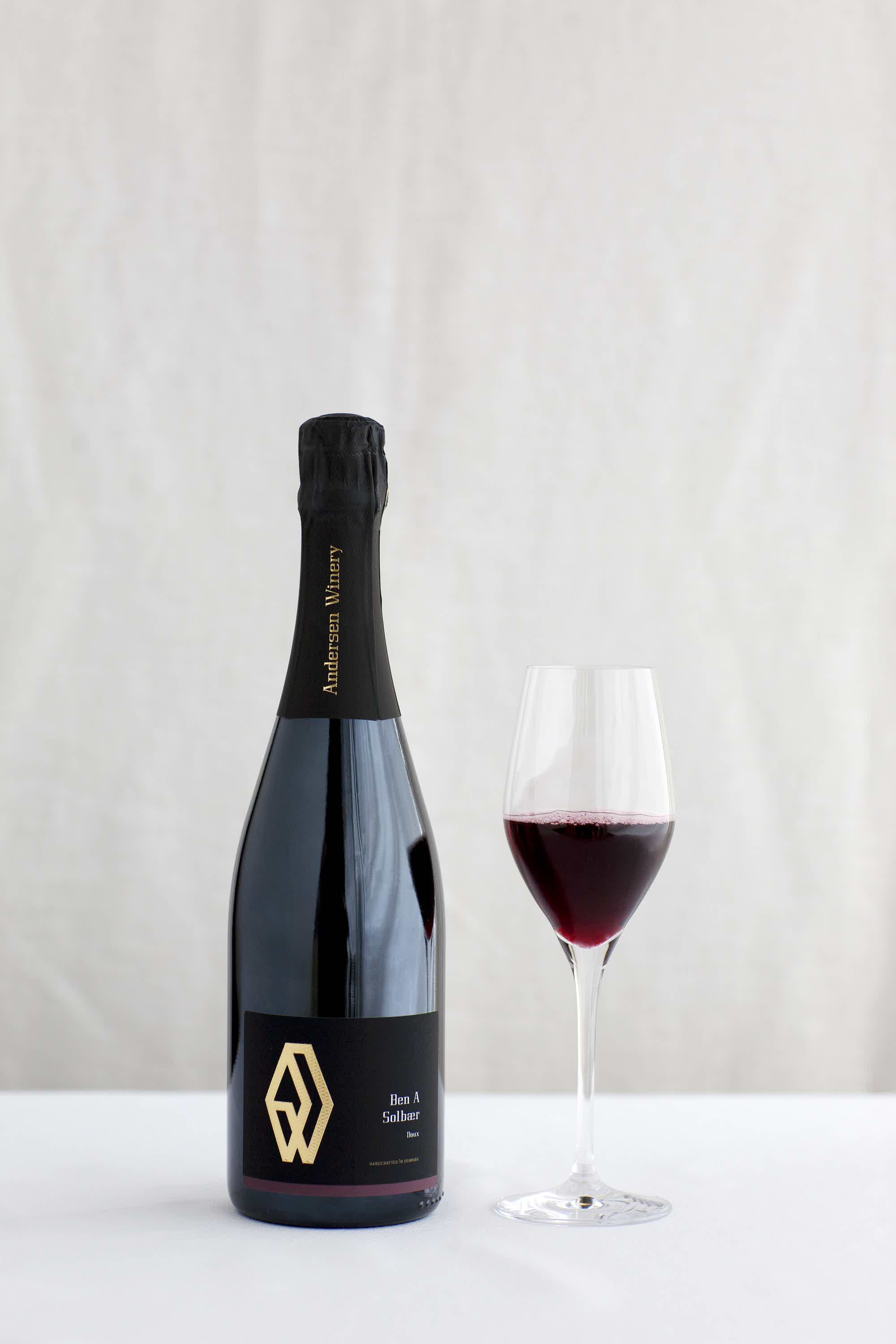 Ben A 2022 10.0% 0.75L, Sparkling Wine