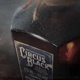 Circus Black 41.0% 0.5L, Spirits