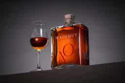 Wagemut XO 43.8% 0.7L, Spirits