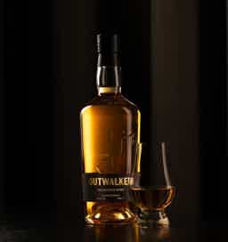 Outwalker Irish Whiskey 44.5% 0.7L, Spirits