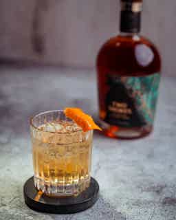 Two Shores Rum Irish Single Malt Whiskey Cask Finish 43.0% 0.7L, Spirits