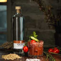 VON EST® Sangaste Rye, Organic Estonian Vodka - 500ml bottle 40.0% 0.5L, Spirits