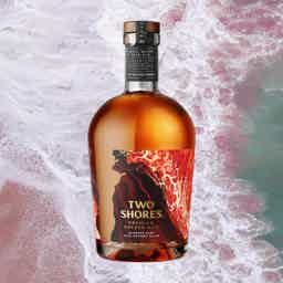 Two Shores Rum Oloroso Cask Irish Whiskey Finish 44.0% 0.7L, Spirits
