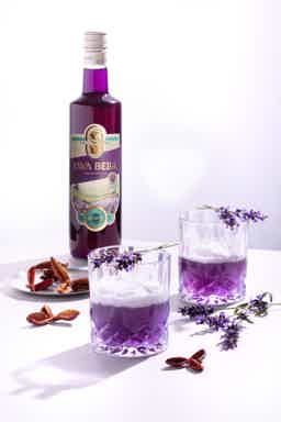 Lav'a Belle Apéritif 18.0% 0.7L, Spirits