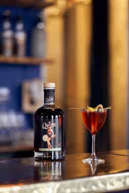 Queen’s Apple & Quince Liqueur 18.0% 0.7L, Spirits