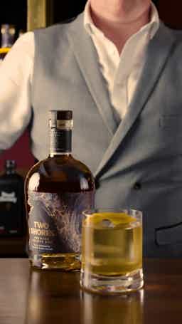 Two Shores Rum Cask Strength Peated Cask Finish 65.0% 0.7L, Spirits