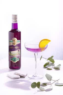 Lav'a Belle Apéritif 18.0% 0.7L, Spirits