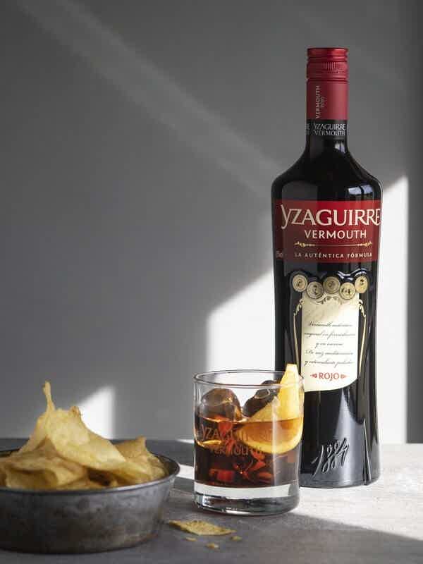 Yzaguirre Classic Red 1 ltr. 15.0% 1.0L, Intermediate Products