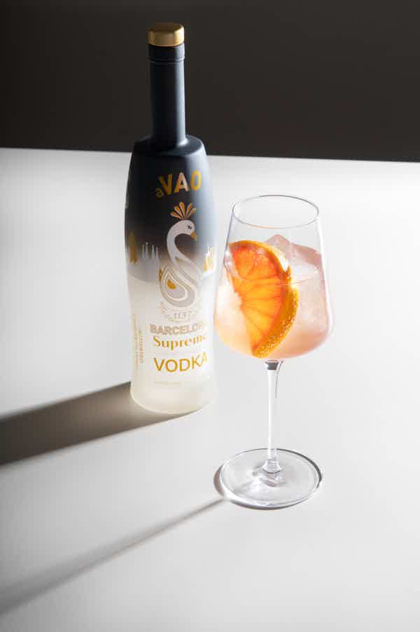 aVAO Supreme Vodka 37.5% 0.7L, Spirits