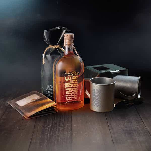 Rumble Harbor Bundle: Rumble Harbor Präsent, Rumble Harbor Becher