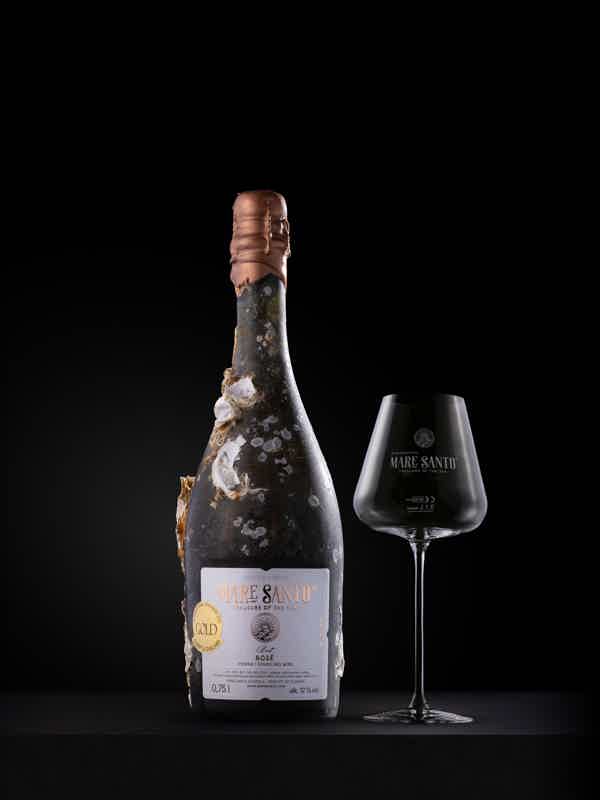 MARE SANTO ROSE 6 bottles & SET OF 6 SPARKLING WINE GLASSES: MARE SANTO UNIQUE SPARKLING WINE GLASS, Mare Santo Sparkling wine Rosé