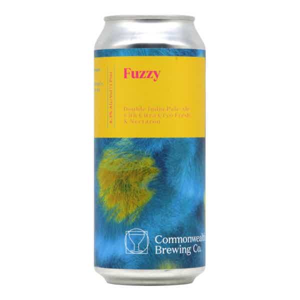 Commonwealth Fuzzy Double NEIPA 0,473l 8.3% 0.473L, Beer