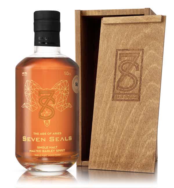 Seven Seals The Age of Aries Triple Port Wood Finish 49.7% 0.5L, Spirits