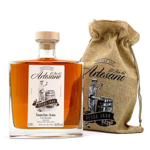 18yo Tres Barriles - Ron del Artesano 43.9% 0.7L, Spirits